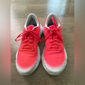 Brooks running shoes size 9.5 B